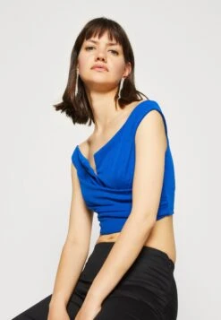 Wal G Valentines Heart Crop - Top - Electric Blue -Wal G 020d3e409a9e40cf8dfc7fae6085827d