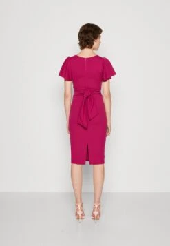 Wal G Tatiana Ruffle Sleeve Midi - Jerseyjurk - Raspberry 8 Wal G Tatiana Ruffle Sleeve Midi - Jerseyjurk - Raspberry -Wal G 046c926e5f404594ba8961af5792d758