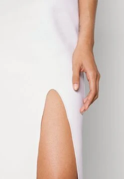 Wal G Wedding Brigitta- Galajurk - Lavender -Wal G 0a4ce0c0491044b0924544b338167f18