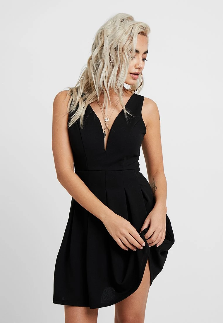 Eloise V Neck Skater Dress - Cocktailjurk - Black 1 Eloise V Neck Skater Dress - Cocktailjurk - Black