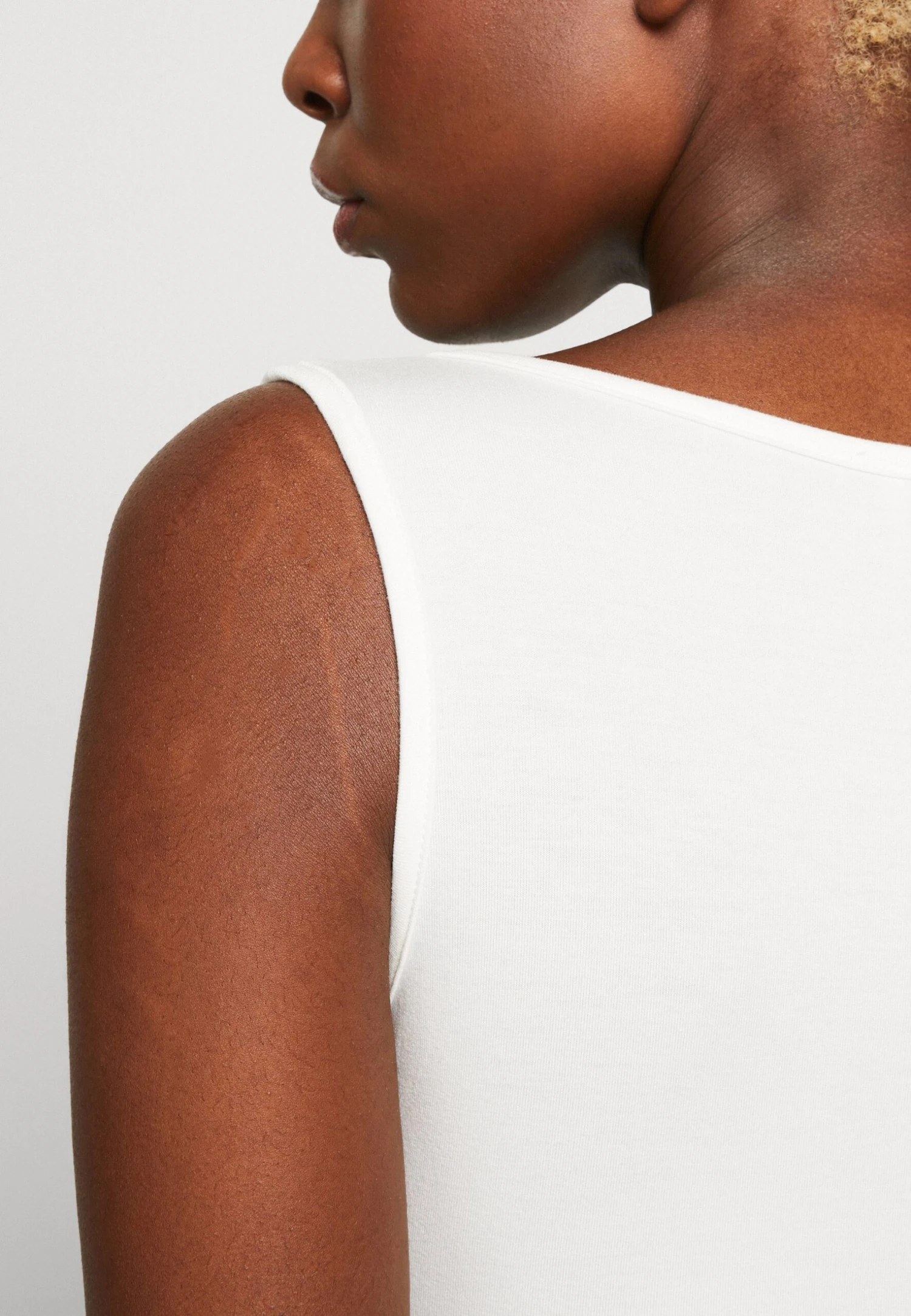 Wal G Melody Bodysuit - Top - White 6 Wal G Melody Bodysuit - Top - White - Afbeelding 6