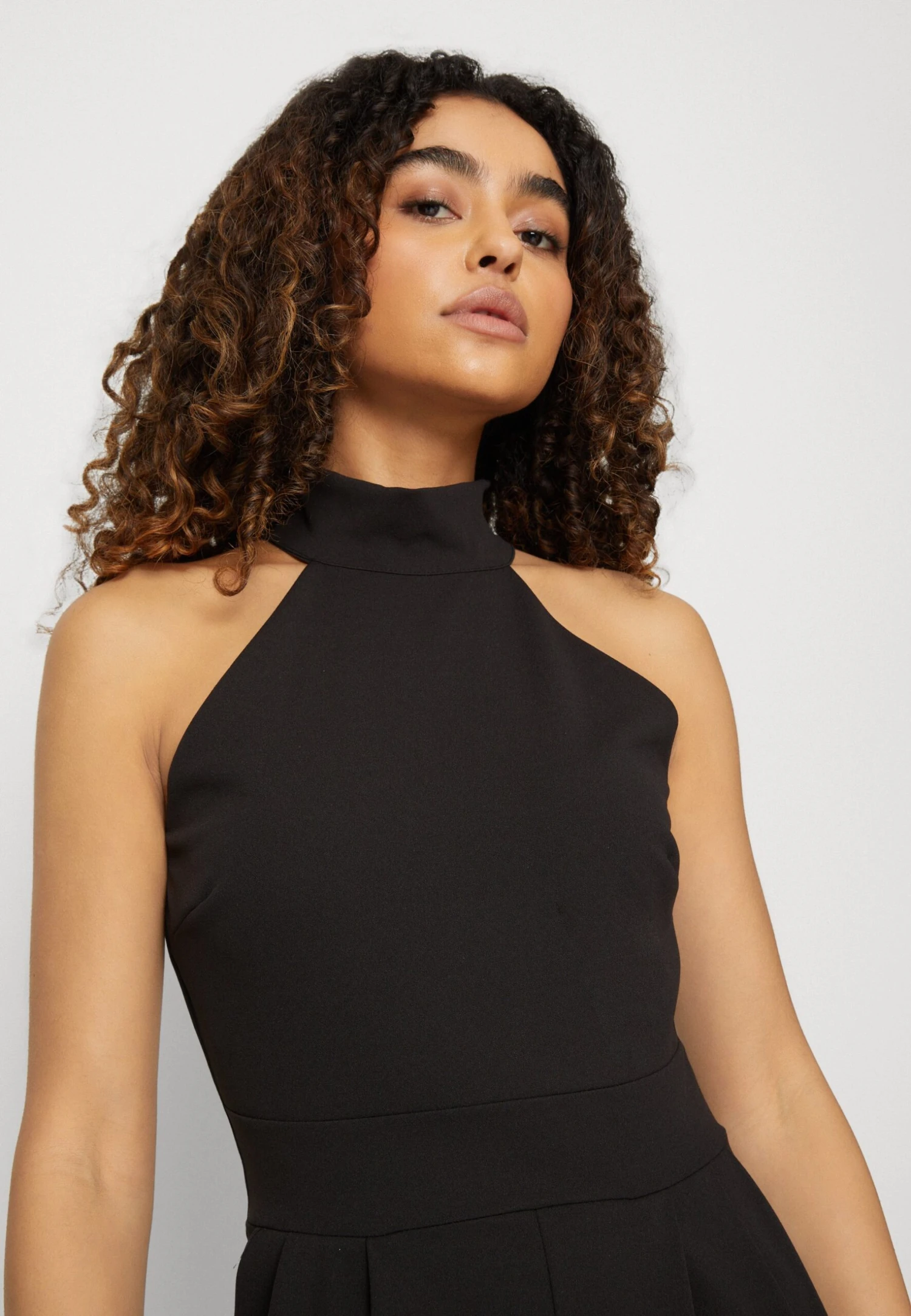 Wal G Violet Halter - Jumpsuit - Black 4 Wal G Violet Halter - Jumpsuit - Black - Afbeelding 4