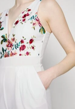 Wal G Print Contrast Plunge- Jumpsuit - White -Wal G 181d646f930840979fd5e29918f36652