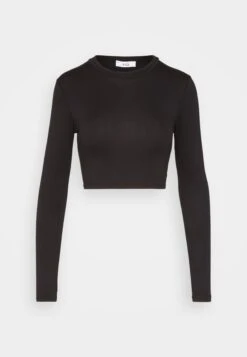 Wal G Roza Back Detail Crop - Longsleeve - Black -Wal G 27475325ce104f04a8c35bab4f16ac91