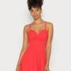 Wal G V Neck Strappy Skater Dress - Cocktailjurk - Coral