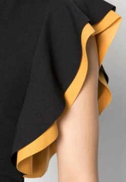 Wal G Kelly Ruffle Sleeve Midi Dress - Cocktailjurk - Black 9 Wal G Kelly Ruffle Sleeve Midi Dress - Cocktailjurk - Black -Wal G 36b04e493a8d46daaf36d596574c7986