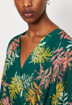 Wal G Cruise Collection Tropical Wrap Dress - Jurk - Multicoloured 11 Wal G Cruise Collection Tropical Wrap Dress - Jurk - Multicoloured -Wal G 373d4fbcadd1499b9fce5e70608197bb