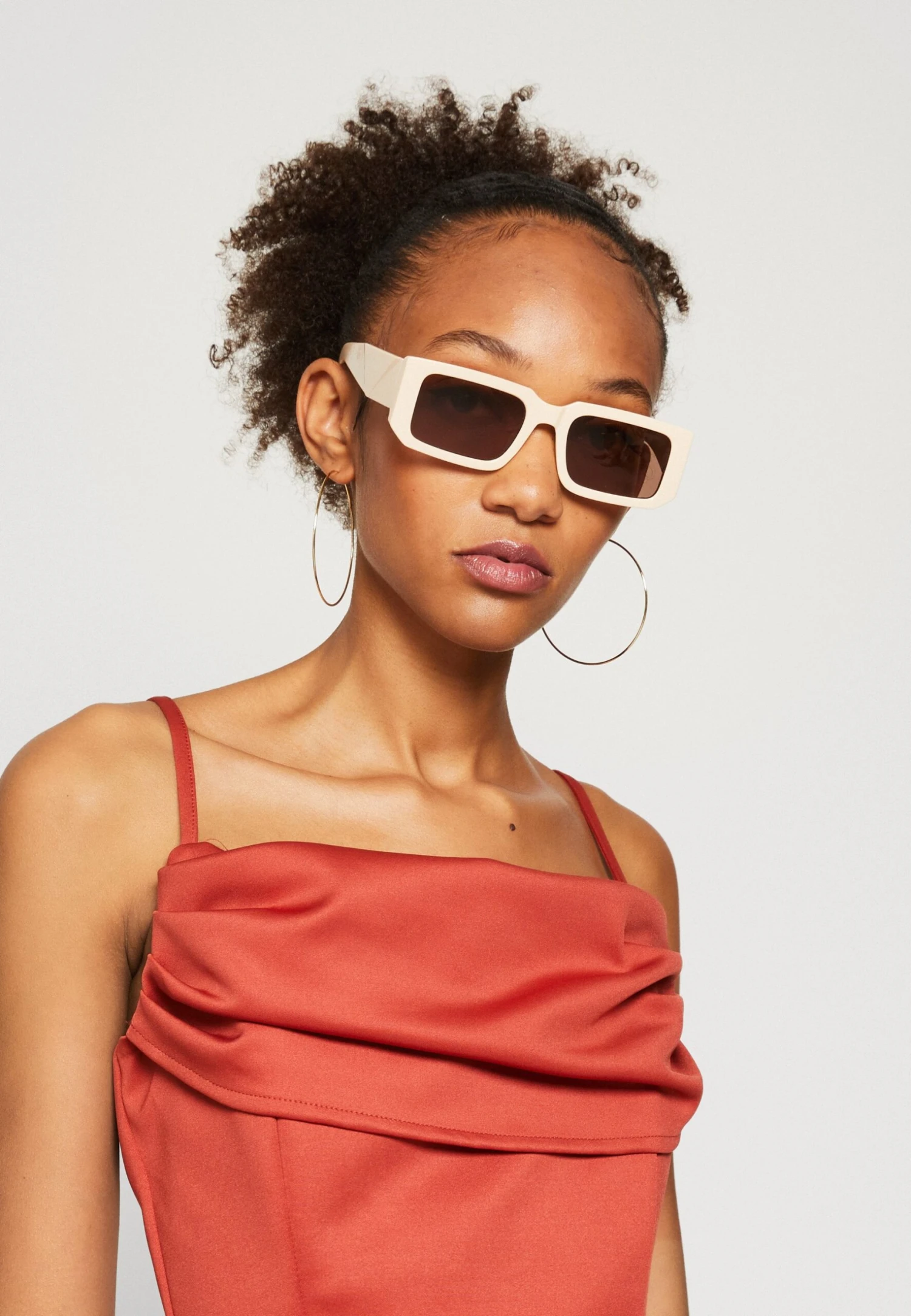 Wal G Jessy Dress - Cocktailjurk - Terracotta 4 Wal G Jessy Dress - Cocktailjurk - Terracotta - Afbeelding 4