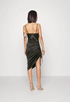 Wal G Ruched Dress - Cocktailjurk - Black 9 Wal G Ruched Dress - Cocktailjurk - Black -Wal G 5188eb42485447969585ec4beb532387