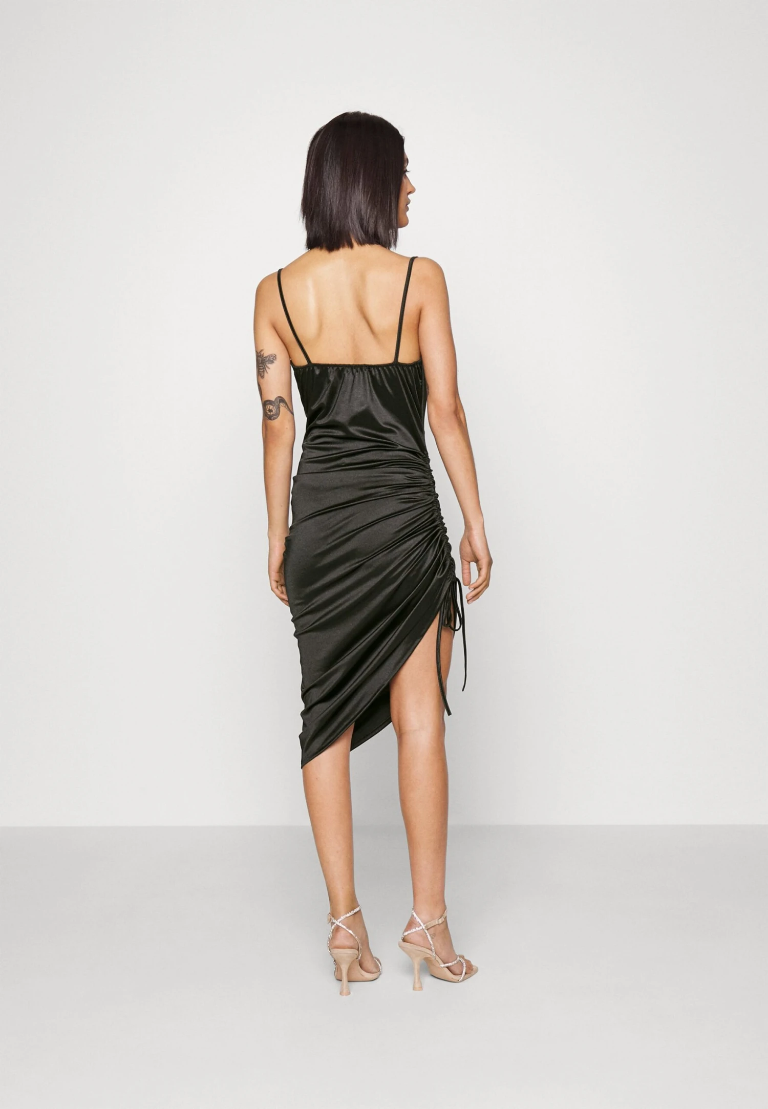 Wal G Ruched Dress - Cocktailjurk - Black 3 Wal G Ruched Dress - Cocktailjurk - Black - Afbeelding 3