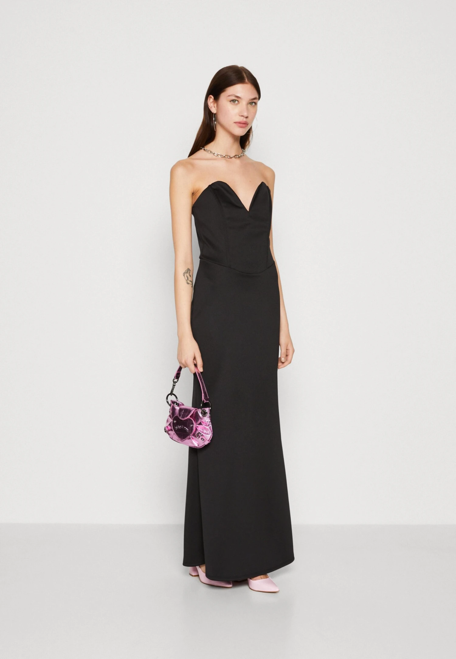 Wal G Dolly V Neck Maxi - Jerseyjurk - Black 2 Wal G Dolly V Neck Maxi - Jerseyjurk - Black - Afbeelding 2