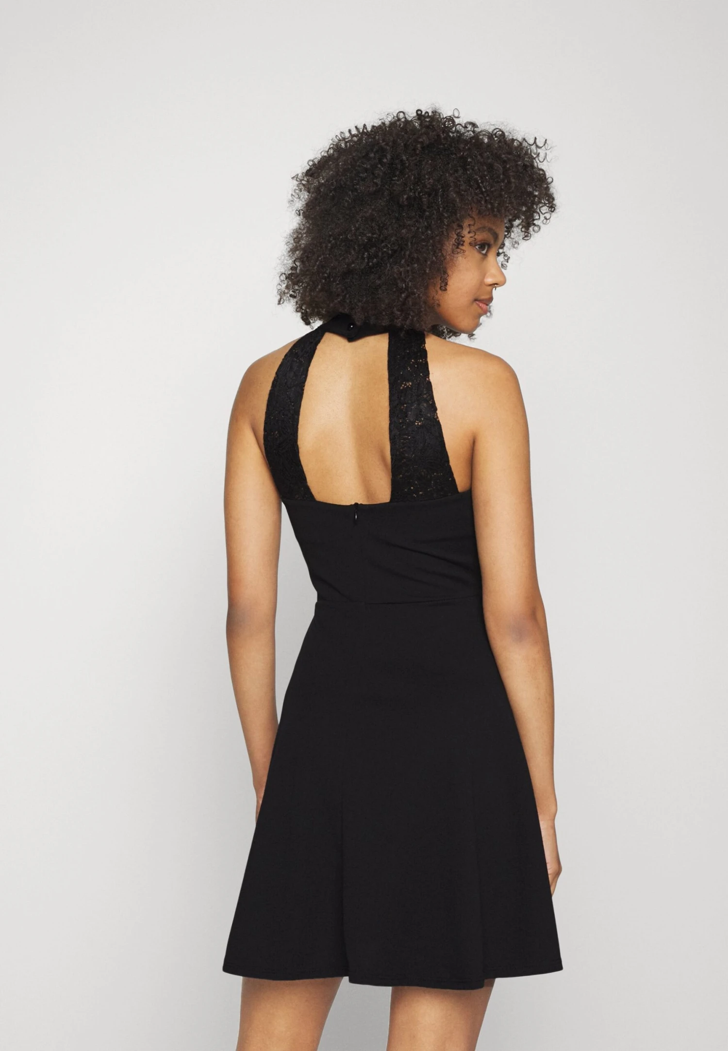Wal G Bali Halter Neck Skater Dress - Jerseyjurk - Black 3 Wal G Bali Halter Neck Skater Dress - Jerseyjurk - Black - Afbeelding 3