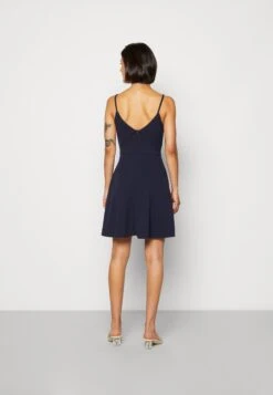 Wal G Jina Skater Dress - Jerseyjurk - Navy Blue 8 Wal G Jina Skater Dress - Jerseyjurk - Navy Blue -Wal G 8babce44aea24804824484e5ae954478