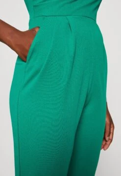 Wal G Toby V Neck - Jumpsuit - Leaf Green 11 Wal G Toby V Neck - Jumpsuit - Leaf Green -Wal G 904f751c86d4451c8622bef86cccb6f6