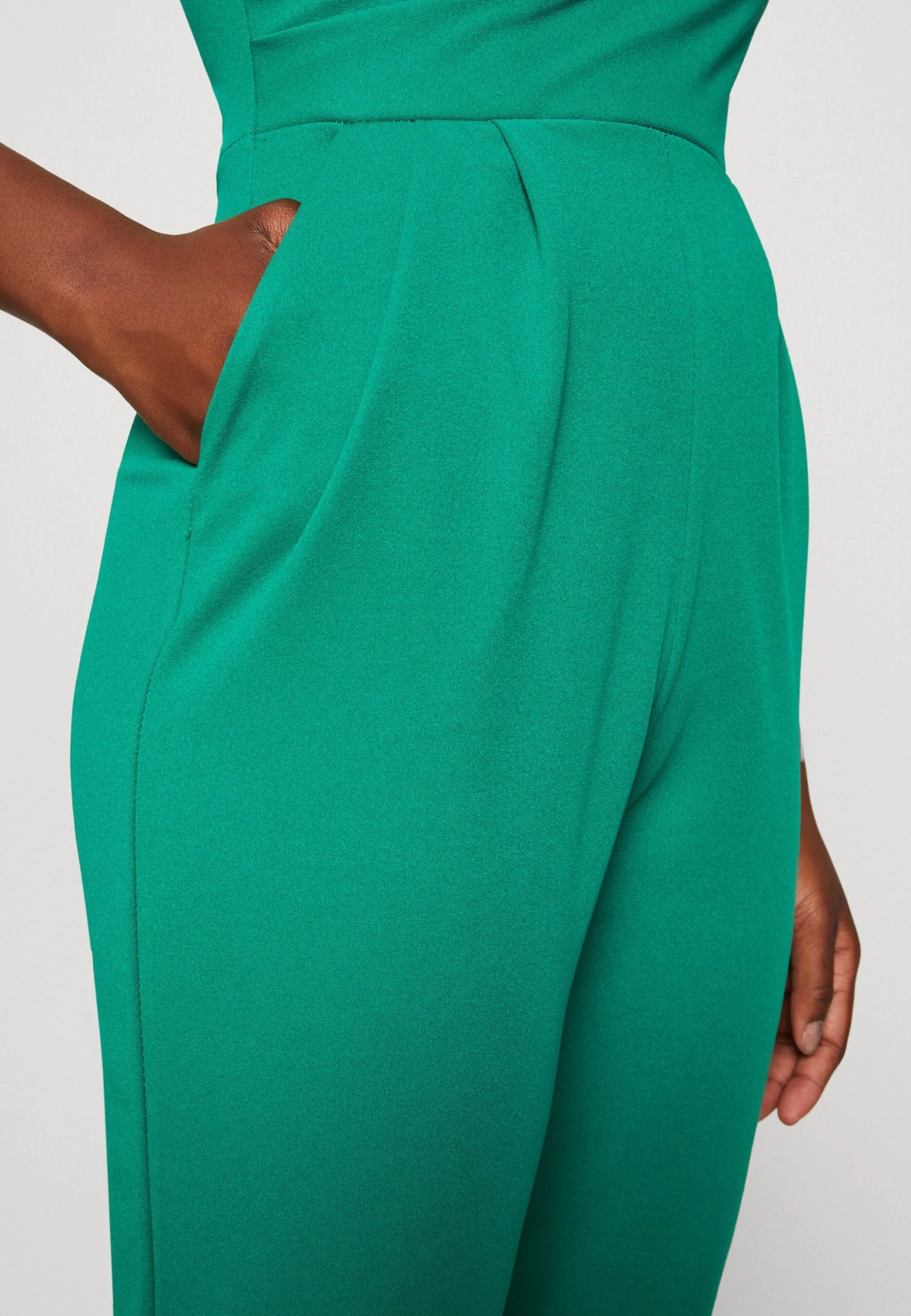 Wal G Toby V Neck - Jumpsuit - Leaf Green 6 Wal G Toby V Neck - Jumpsuit - Leaf Green - Afbeelding 6