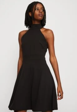 Wal G Annie Halter Skater - Jerseyjurk - Black -Wal G 9b4f1a9983d8488a8b35482bc4eec472