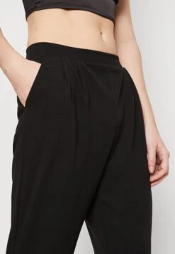 Wal G Alla Trouser - Broek - Black 11 Wal G Alla Trouser - Broek - Black -Wal G a0785221afcc407dab2def5e5042f569