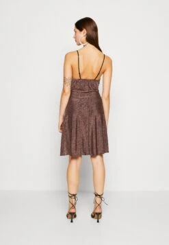 Wal G Exclusive Nye Glitter Mambo Skater - Jerseyjurk - Bronze -Wal G b116c2c07025412f8b1db62d5a1edf67