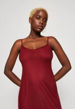 Wal G Sandy - Maxi-Jurk - Plum 9 Wal G Sandy - Maxi-Jurk - Plum -Wal G be7e22ad3cb645418b10a5978a6f3f2f