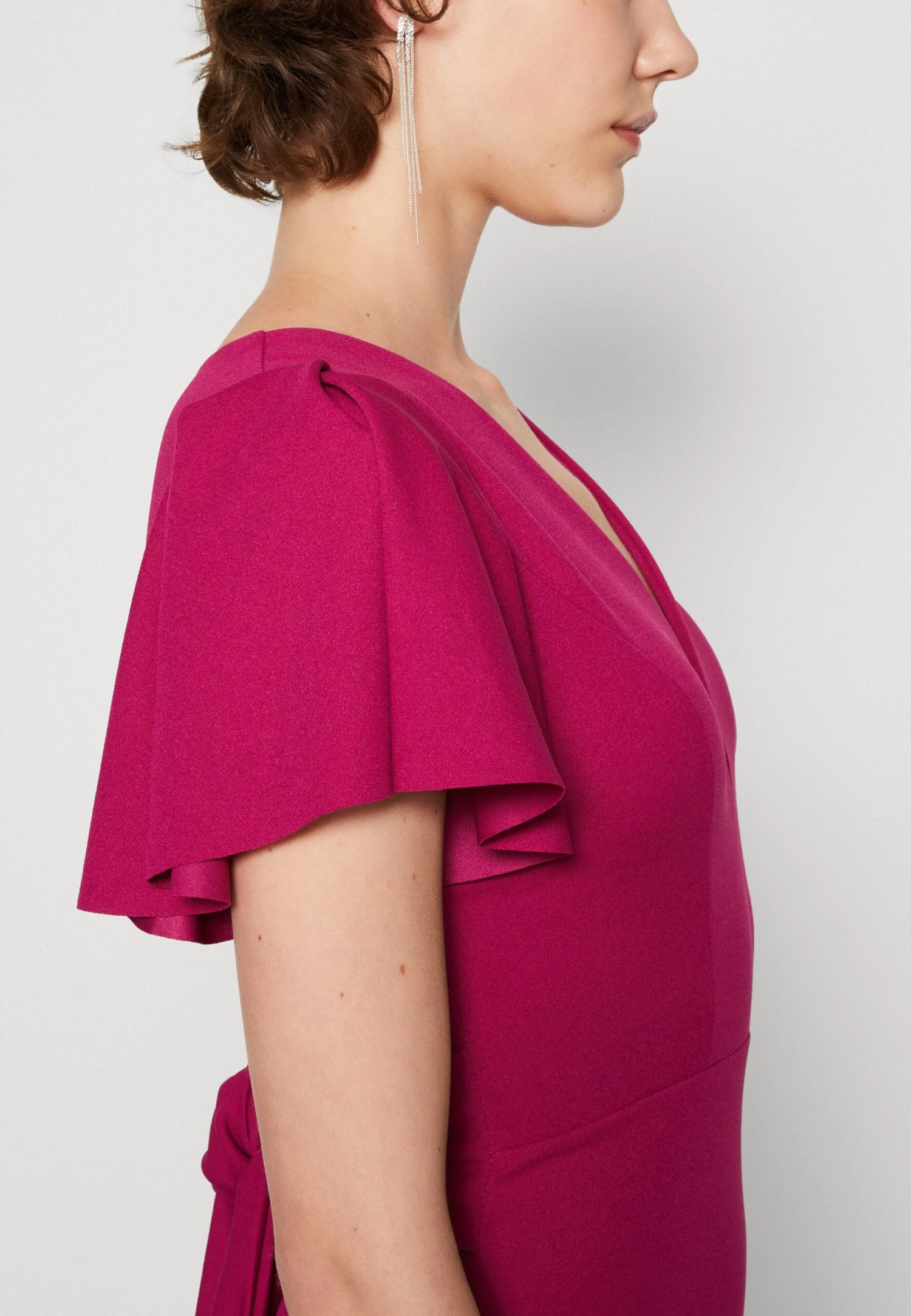 Wal G Tatiana Ruffle Sleeve Midi - Jerseyjurk - Raspberry 6 Wal G Tatiana Ruffle Sleeve Midi - Jerseyjurk - Raspberry - Afbeelding 6
