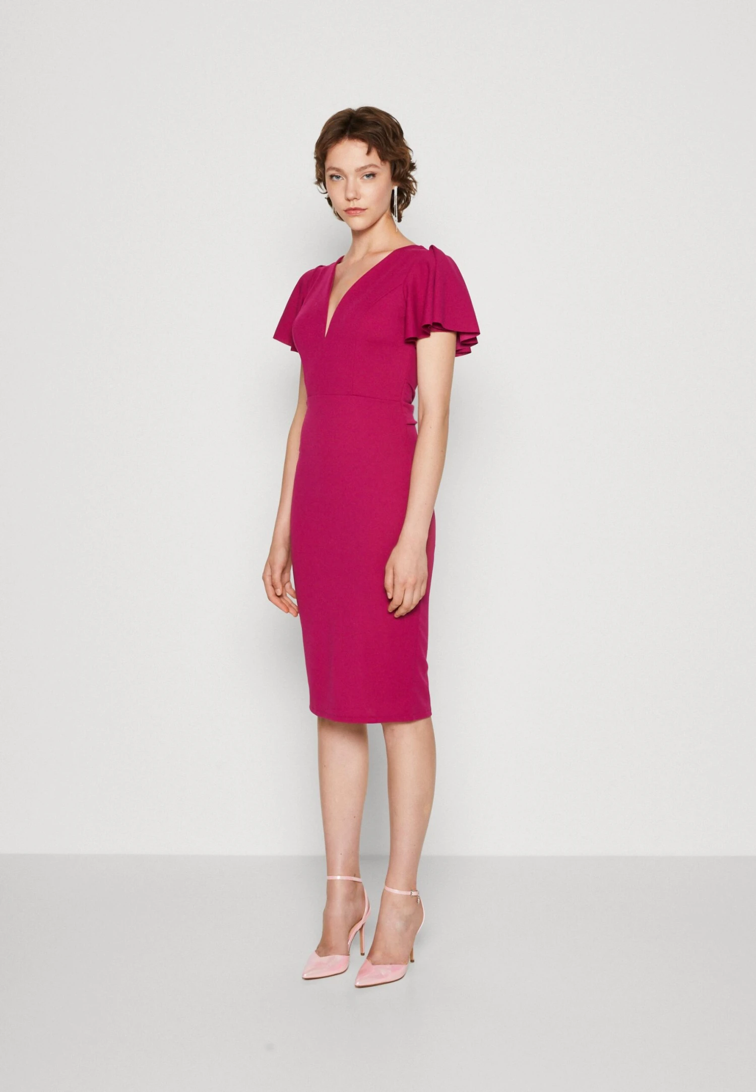 Wal G Tatiana Ruffle Sleeve Midi - Jerseyjurk - Raspberry 1 Wal G Tatiana Ruffle Sleeve Midi - Jerseyjurk - Raspberry