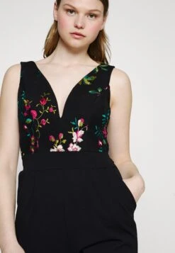 Wal G Print Contrast Plunge- Jumpsuit - Black Floral -Wal G c93c98c3cc7f4b9eb26c2ad629a7df42