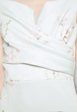 Wedding Kai V Neck Maxi - Galajurk - Sage Green 11 Wedding Kai V Neck Maxi - Galajurk - Sage Green -Wal G cb91ee99abb9495596968e1bbbefa5aa