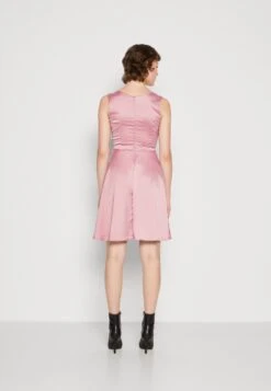 Wal G Logan Cowl Neck Midi - Cocktailjurk - Mauve Pink 8 Wal G Logan Cowl Neck Midi - Cocktailjurk - Mauve Pink -Wal G e17fd7b48db14271ae7b3f526d8d2306