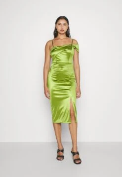 Wal G Peace Off Shoulder Midi - Cocktailjurk - Olive Green -Wal G e62fc79aaaab4a0c941a5386759d1479