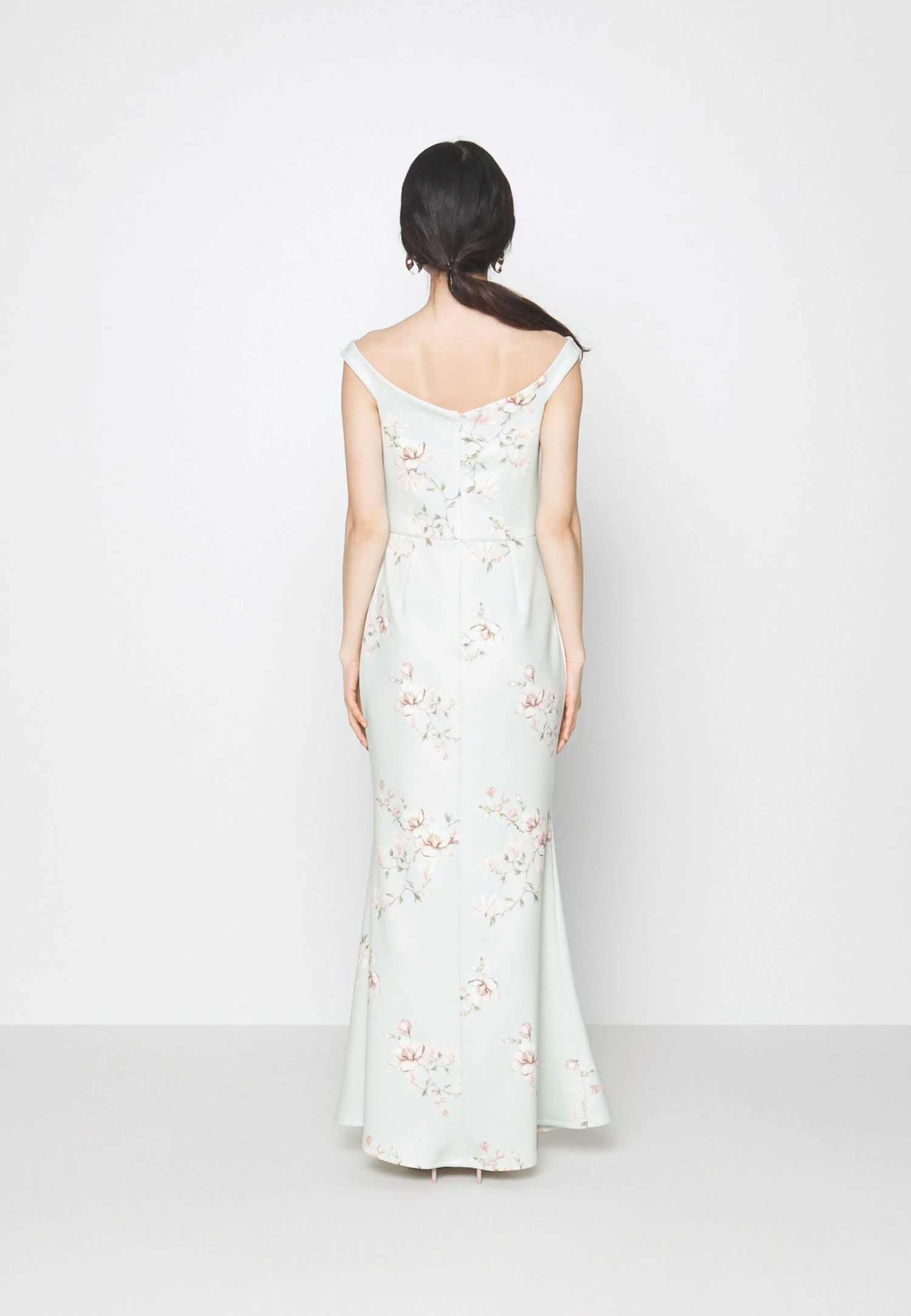 Wedding Kai V Neck Maxi - Galajurk - Sage Green 3 Wedding Kai V Neck Maxi - Galajurk - Sage Green - Afbeelding 3