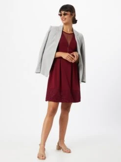 Wal G Cocktailjurken Cocktailjurk Dames Wijnrood -Wal G f65206c598785a843ccef786069f6cc5