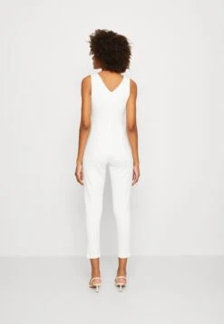 Wal G Toby V Neck - Jumpsuit - White -Wal G fc2dbab2effe45dbaf1dbd30a215d08c